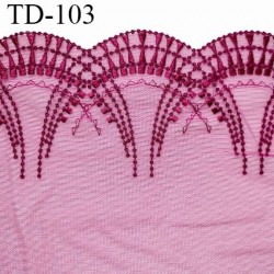 Dentelle 18 cm brodée sur tulle extensible couleur magenta haut de gamme largeur 18 cm prix pour un mètre