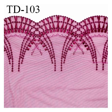 Dentelle 18 cm brodée sur tulle extensible couleur magenta haut de gamme largeur 18 cm prix pour 10 cm