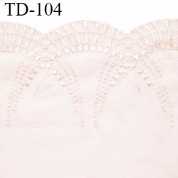 Dentelle 18 cm brodée sur tulle extensible couleur rose jasmin haut de gamme largeur 18 cm prix pour 10 cm