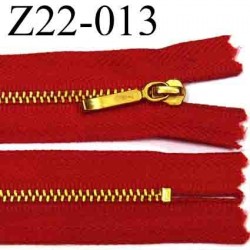 fermeture éclair YKK longueur 22 cm couleur rouge non séparable  largeur 2,8 cm zip métal largeur 4.3 mm