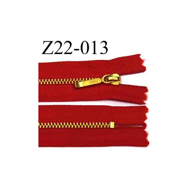 fermeture éclair YKK longueur 22 cm couleur rouge non séparable  largeur 2,8 cm zip métal largeur 4.3 mm
