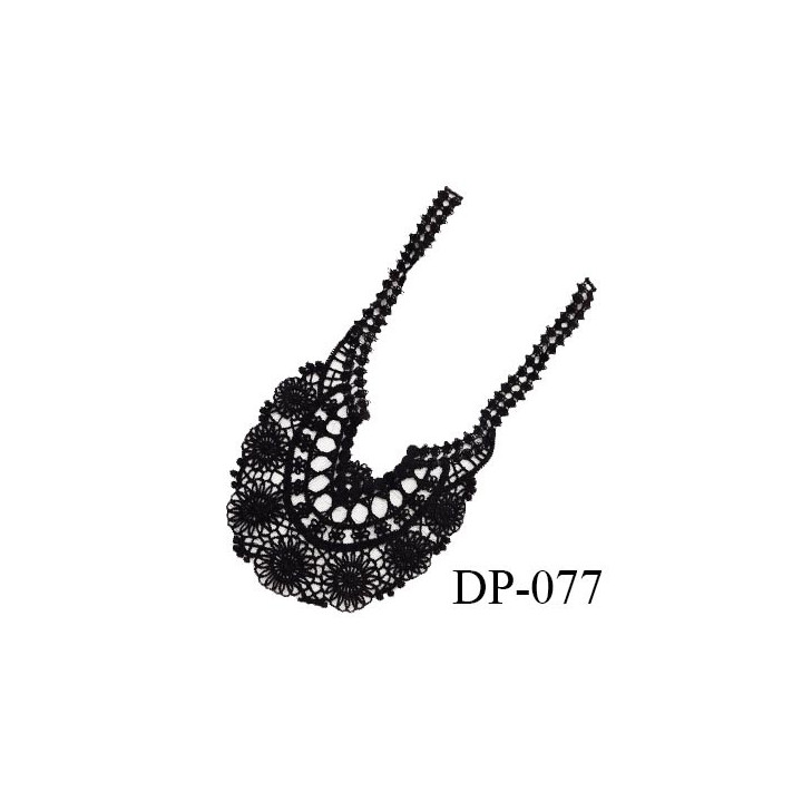 Devant plastron col crochet couleur noir largeur 16 cm hauteur 33 cm prix à l'unité