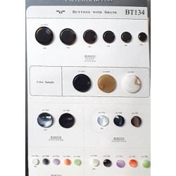Plaque de 24 boutons pour création unique le plus gros diamètre 30 mm et le plus petit diamètre 10 mm