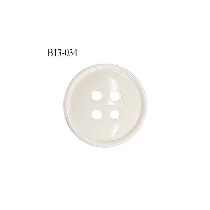 Bouton 13 mm en pvc couleur naturel brillant 4 trous diamètre 13 mm épaisseur 3 mm prix à la pièce