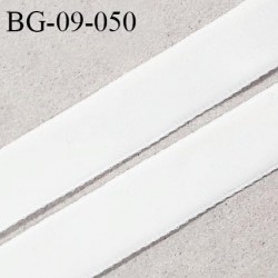 Galon ruban 9 mm en velours couleur blanc et souple et doux largeur 9 mm prix au mètre