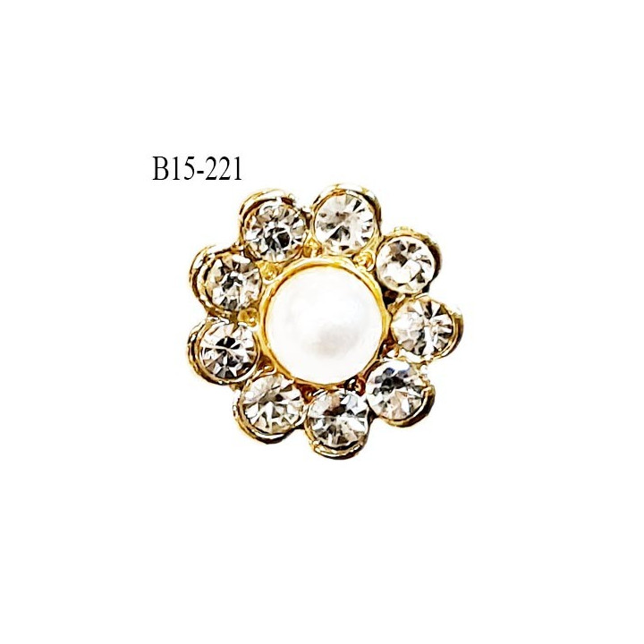 Bouton 15 mm fleur en métal doré avec strass effet diamants et perle au centre accroche avec un anneau prix à la pièce