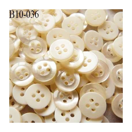 Bouton 10 mm pvc couleur beige clair nacré cristal 4 trous diamètre 10 mm prix à la pièce