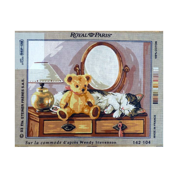 Canevas à broder 45 x 60 cm marque ROYAL PARIS thème Wendy Stevenson SUR LA COMMODE