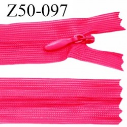 Fermeture zip 50 cm non séparable couleur rose fuchsia zip glissière nylon invisible prix à l'unité