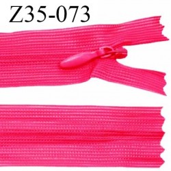 Fermeture zip 35 cm non séparable couleur rose fuchsia zip glissière nylon invisible prix à l'unité
