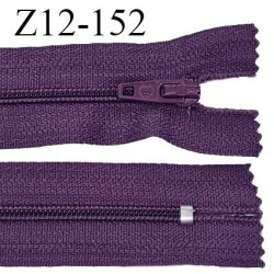 Fermeture zip 12 cm non séparable couleur aubergine largeur 2.5 cm zip nylon longueur 12 cm largeur 4 mm prix à la pièce