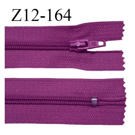 Fermeture zip 12 cm non séparable couleur pivoine largeur 2.5 cm zip nylon longueur 12 cm largeur 4 mm prix à la pièce