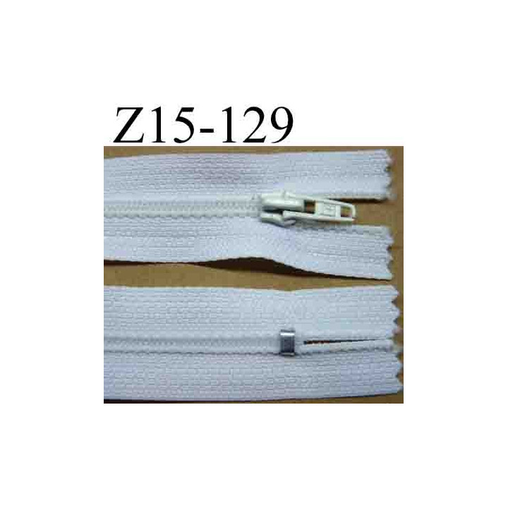 fermeture éclair longueur 15 cm  couleur blanc non séparable largeur 2.5 cm zip nylon largeur du zip 4 mm