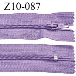 Fermeture zip 10 cm couleur lilas parme non séparable largeur 2.5 cm glissière nylon largeur 4 mm longueur 10 cm prix à l'unité