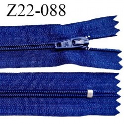 Fermeture zip 22 cm non séparable couleur bleu électrique avec glissière nylon invisible prix à l'unité