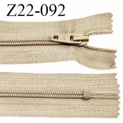 Fermeture zip 22 cm non séparable couleur mastic avec glissière nylon invisible prix à l'unité