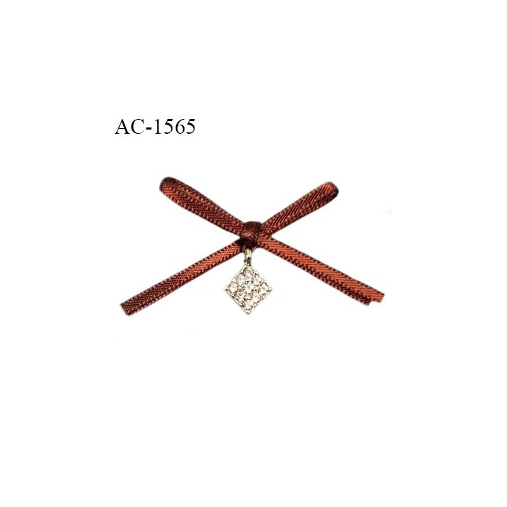 Noeud lingerie satin couleur marron rouille avec pendentif couleur or prix à l'unité