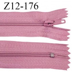 Fermeture zip 12 cm non séparable couleur vieux rose largeur 2.5 cm zip nylon longueur 12 cm largeur 4 mm prix à la pièce
