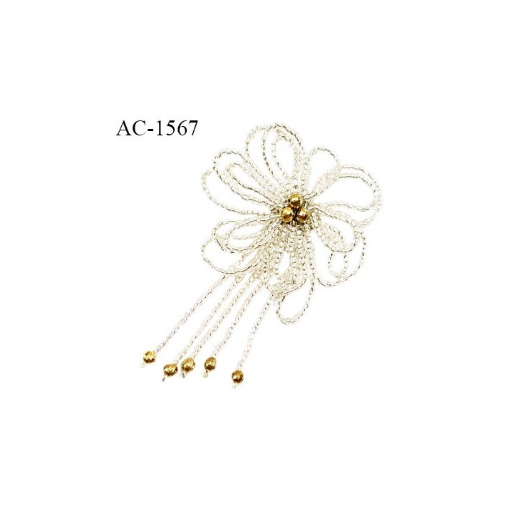 Broche en perles en forme de fleur montée sur épingle avec pendentifs en perles superbe prix à l'unité