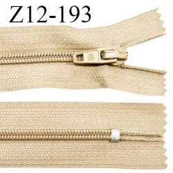 Fermeture zip 12 cm non séparable couleur BEIGE largeur 2.5 cm zip nylon longueur 12 cm largeur 4 mm prix à la pièce