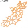 Décor motif fleur thermocollant couleur orange longueur 21.5 cm largeur max 10 cm très joli prix à la pièce