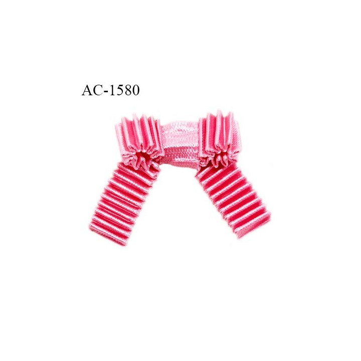 Noeud lingerie haut de gamme couleur rose style froncé en accordéon largeur 20 mm hauteur 20 mm prix à l'unité