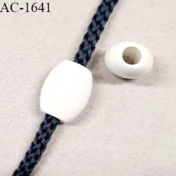 Perle en pvc couleur naturel hauteur 15 mm largeur 13 mm pour cordon de 3 mm de diamètre prix à l'unité
