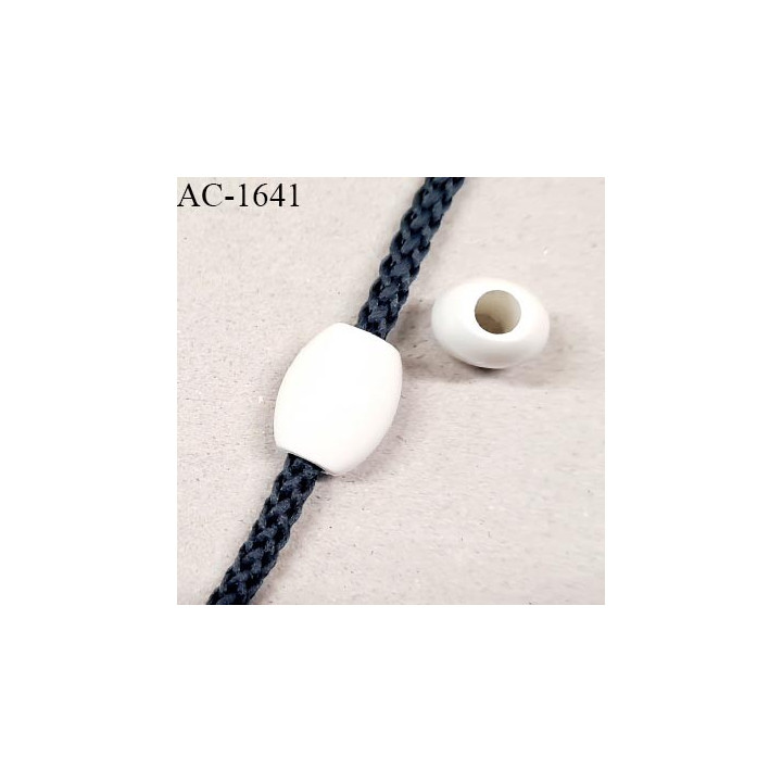 Perle en pvc couleur naturel hauteur 15 mm largeur 13 mm pour cordon de 3 mm de diamètre prix à l'unité