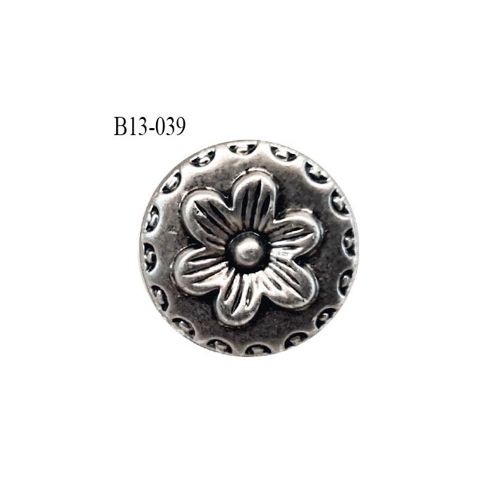 Bouton 13 mm pvc couleur chrome motif fleur diamètre 13 mm épaisseur 3 mm accroche avec un anneau prix à la pièce