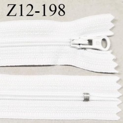 Fermeture zip 12 cm non séparable couleur blanc largeur 2.5 cm zip nylon longueur 12 cm largeur 4 mm prix à la pièce