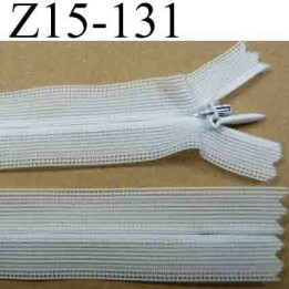 fermeture éclair  invisible longueur 15 cm couleur blanc non séparable zip nylon largeur 2.5 cm largeur glissière zip 4 mm