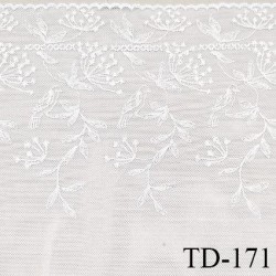 Dentelle broderie sur tulle 17 cm très haut de gamme couleur blanc très belle fabriquée en France prix pour un mètre