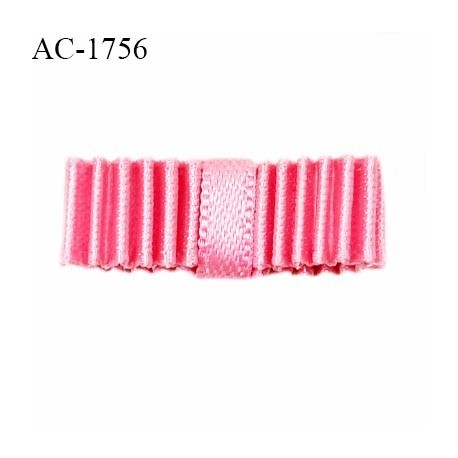 Noeud lingerie haut de gamme couleur rose style froncé en accordéon largeur 20 mm hauteur 8 mm prix à l'unité