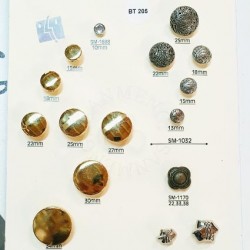 Plaque de 16 boutons couleur argent et or diamètre de 10 mm à 34 mm prix pour la plaque entière