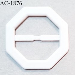 Boucle 50 mm pvc forme hexagonale couleur naturel largeur 70 mm largeur du passage pour sangles et autres 50 mm prix à l'unité