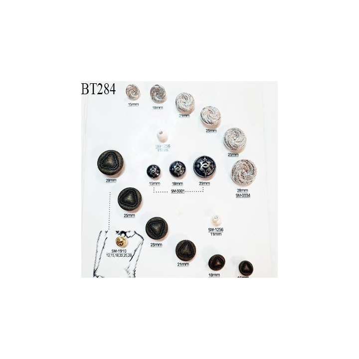 Plaque de 17 boutons couleur doré argent chrome et bronze diamètre 11 à 28 mm pour création unique prix pour la plaque entière