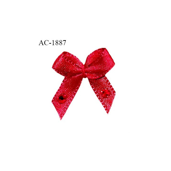 Noeud lingerie satin couleur rouge avec deux strass haut de gamme largeur 20 mm hauteur 20 mm prix à l'unité