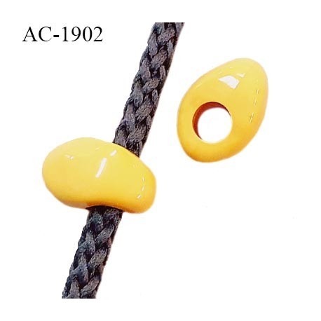 Perle en pvc couleur jaune longueur 15 mm largeur 10 mm pour cordon de 3 mm de diamètre prix à l'unité