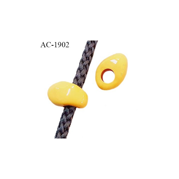 Perle en pvc couleur jaune longueur 15 mm largeur 10 mm pour cordon de 3 mm de diamètre prix à l'unité