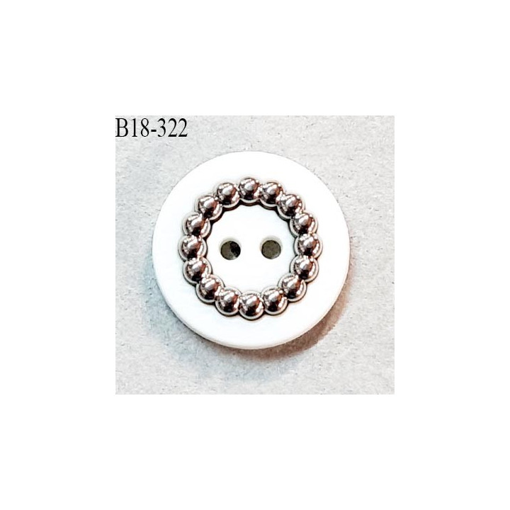 Bouton 18 mm en pvc couleur naturel et chrome 2 trous diamètre 18 mm épaisseur 5 mm prix à la pièce
