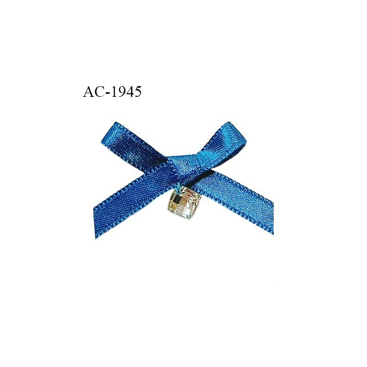 Noeud lingerie satin couleur bleu vert avec un strass haut de gamme largeur 30 mm hauteur 25 mm prix à l'unité