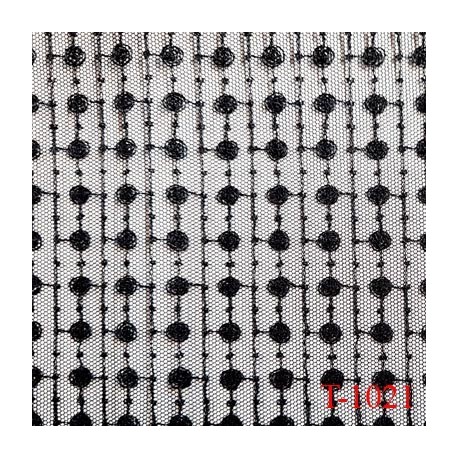 Tissu dentelle brodée noir sur tulle non extensible haut de gamme largeur 135 cm prix pour 10 cm de long
