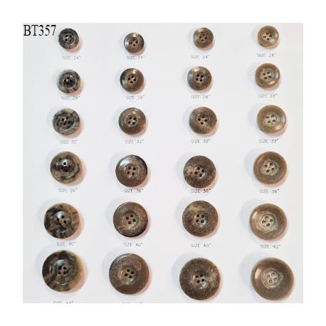 Plaque de 24 boutons diamètre de 15 à 27 mm pour création unique prix pour la plaque entière