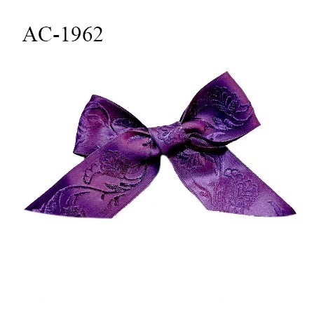 Noeud lingerie ruban avec broderies fleurs couleur violet haut de gamme largeur 80 mm hauteur 50 mm prix à l'unité