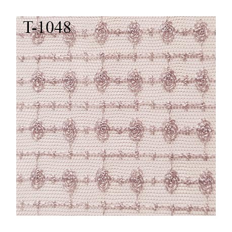 Dentelle tissu lingerie brodé sur tulle couleur brume rosé clair très haut de gamme largeur 130 cm prix pour 10 cm de longueur