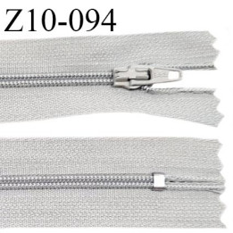 Fermeture zip 10 cm couleur gris clair non séparable largeur 2.5 cm glissière nylon largeur 4 mm longueur 10 cm prix à l'unité
