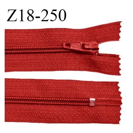 Fermeture zip 18 cm non séparable couleur rouge largeur 2.7 cm zip nylon longueur 18 cm prix à l'unité