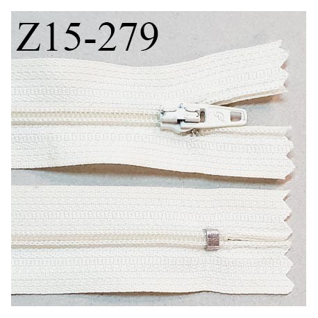 Fermeture zip 15 cm couleur écru non séparable largeur 2.5 cm glissière nylon largeur 4 mm longueur 15 cm prix à l'unité