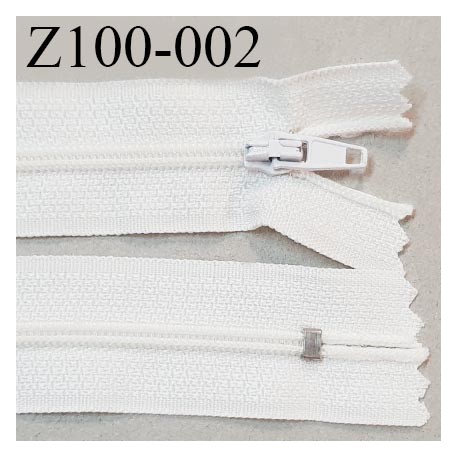 Fermeture zip 100 cm non séparable couleur écru largeur 2.7 cm longueur 100 cm prix à la pièce
