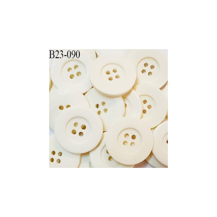 Bouton 23 mm couleur naturel 4 trous diamètre 23 mm épaisseur 4 mm prix à l'unité